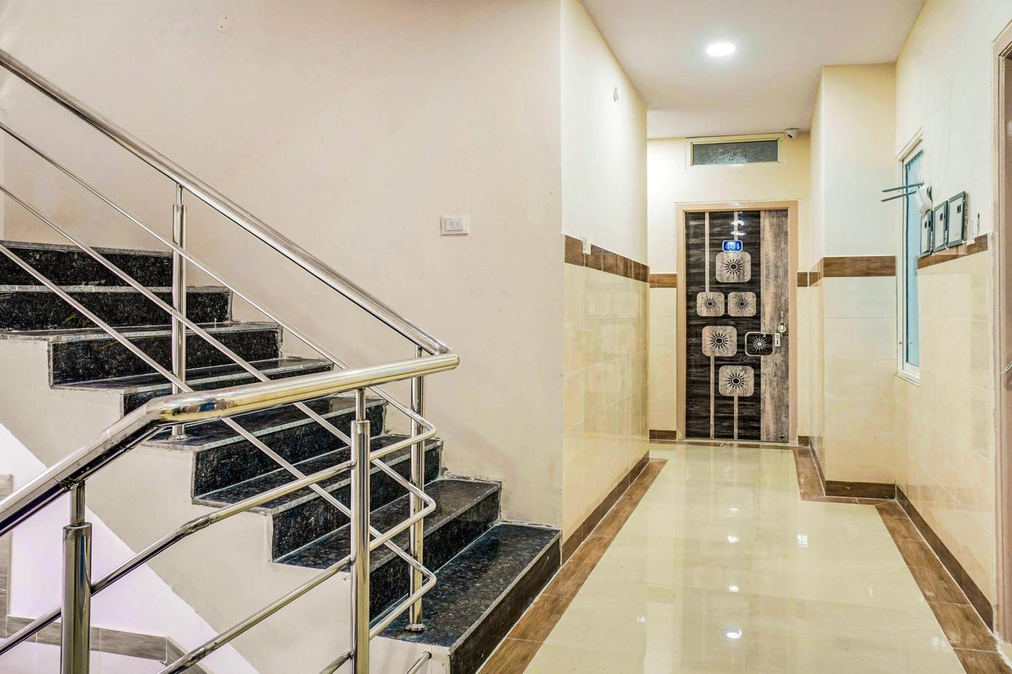Hotel O Aroma Classic Near Nampally Main Railway Station Hyderabad Luaran gambar